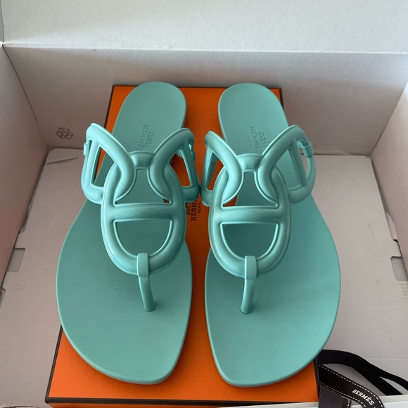 Hermes Egerie Sandals - Picture 2 of 11